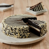 Product Black and White Mousse Cake Purchased by Reviewer